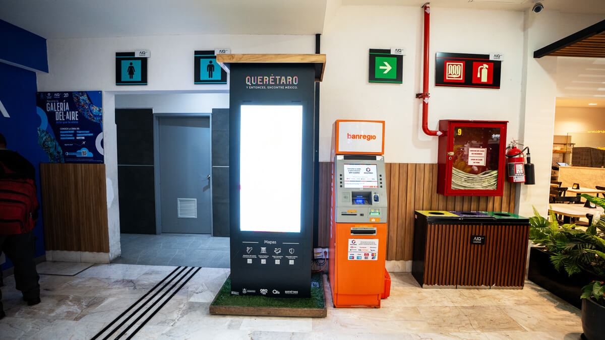 cajeros automáticos bancarios